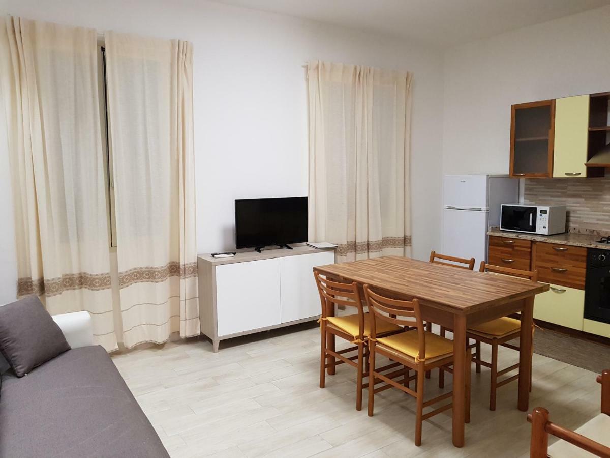 דירות Tortolì La Casa Di Laura מראה חיצוני תמונה